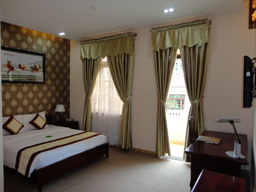 Cong Doan Thanh Binh Hotel Дананг Екстериор снимка