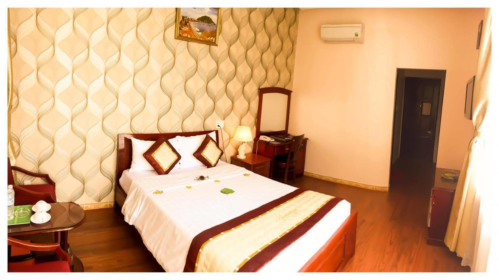 Cong Doan Thanh Binh Hotel Дананг Екстериор снимка